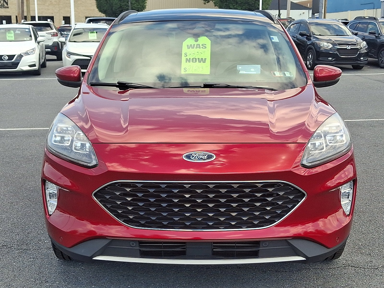 Used 2020 Ford Escape Titanium AWD/4WD image 2