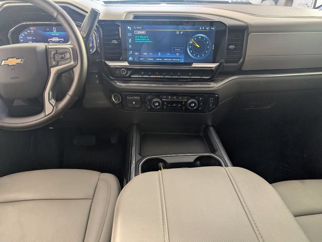 Used 2025 Chevrolet Silverado 2500 LTZ w/ LTZ Plus Package AWD/4WD image 24