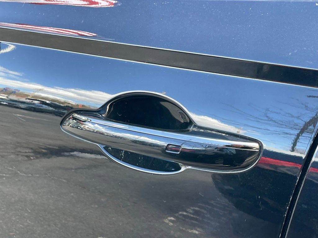 Used 2023 Genesis GV70 3.5T Sport w/ Sport Prestige Package image 32