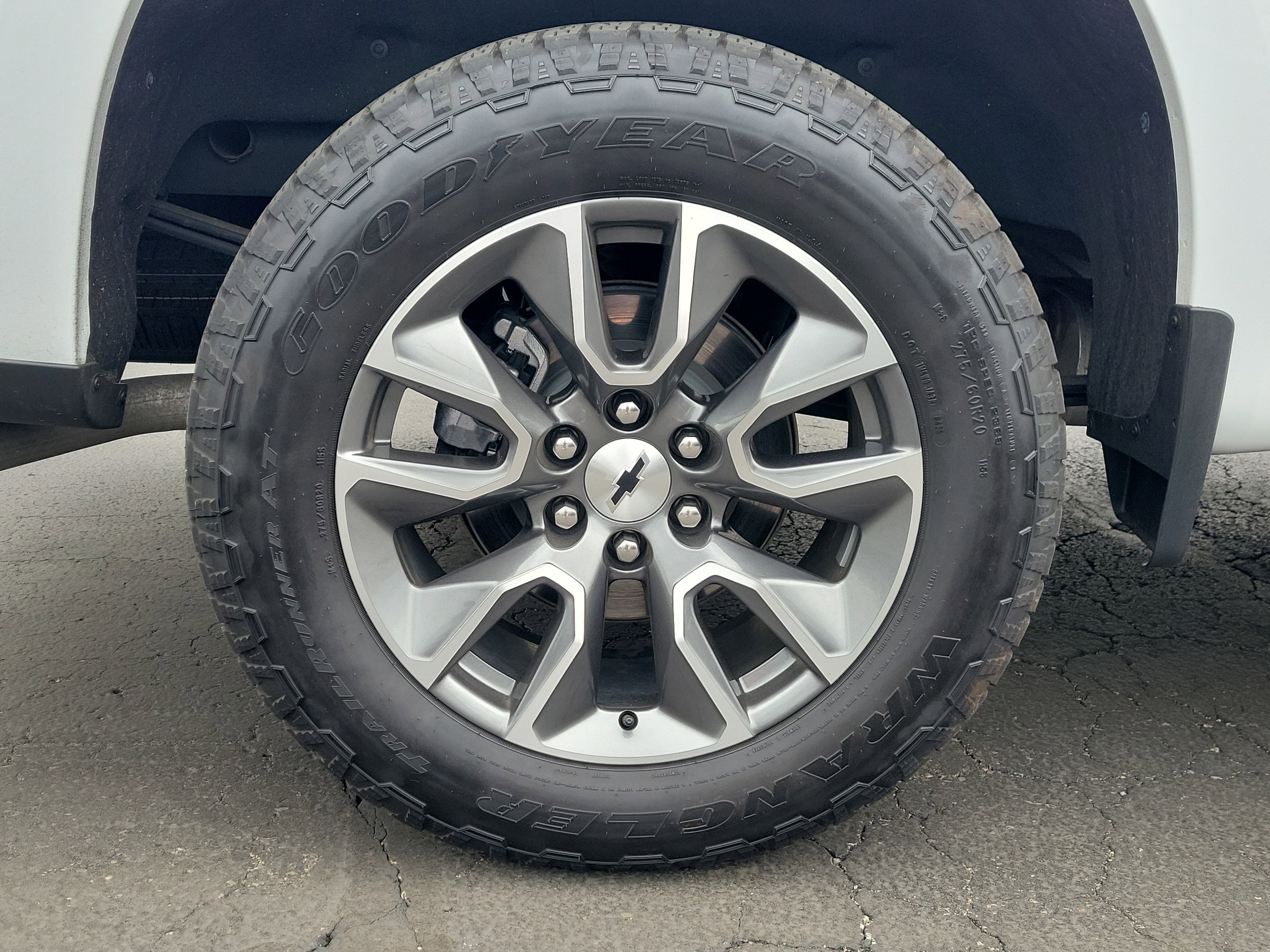 Used 2025 Chevrolet Silverado 1500 RST w/ Convenience Package II AWD/4WD image 5