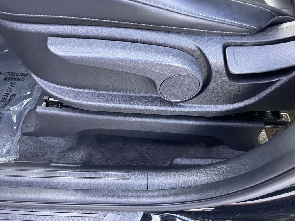 Used 2023 Kia Telluride LX image 29