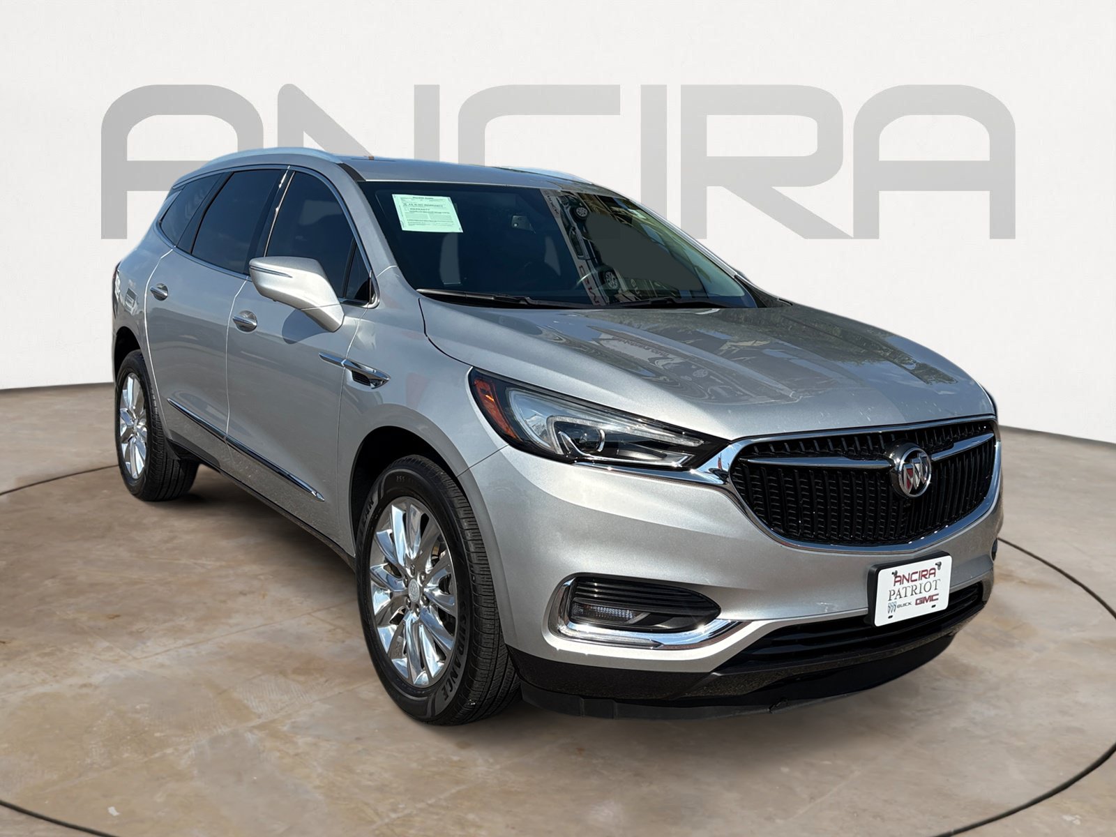 Used 2019 Buick Enclave Essence FWD image 4
