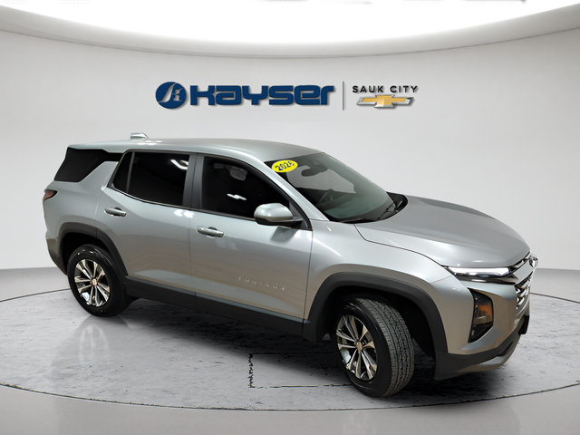 Used 2026 Chevrolet Equinox LT FWD image 9