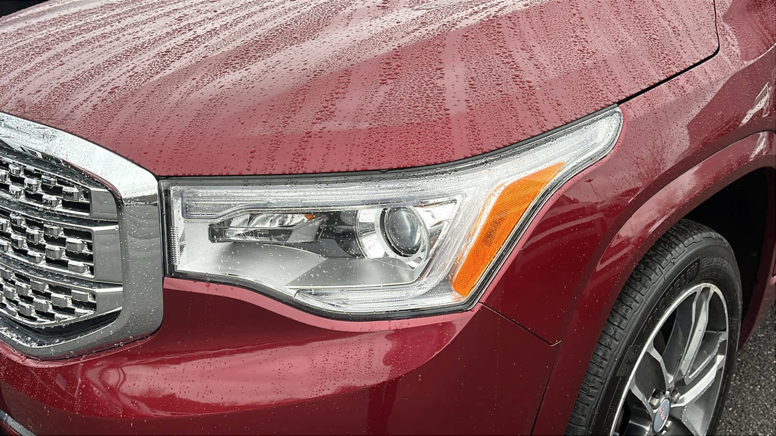 Used 2017 GMC Acadia Denali w/ Technology Package AWD/4WD image 7