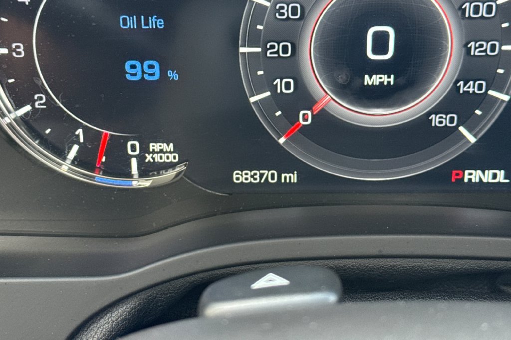 Used 2019 Cadillac Escalade Premium Luxury RWD image 33