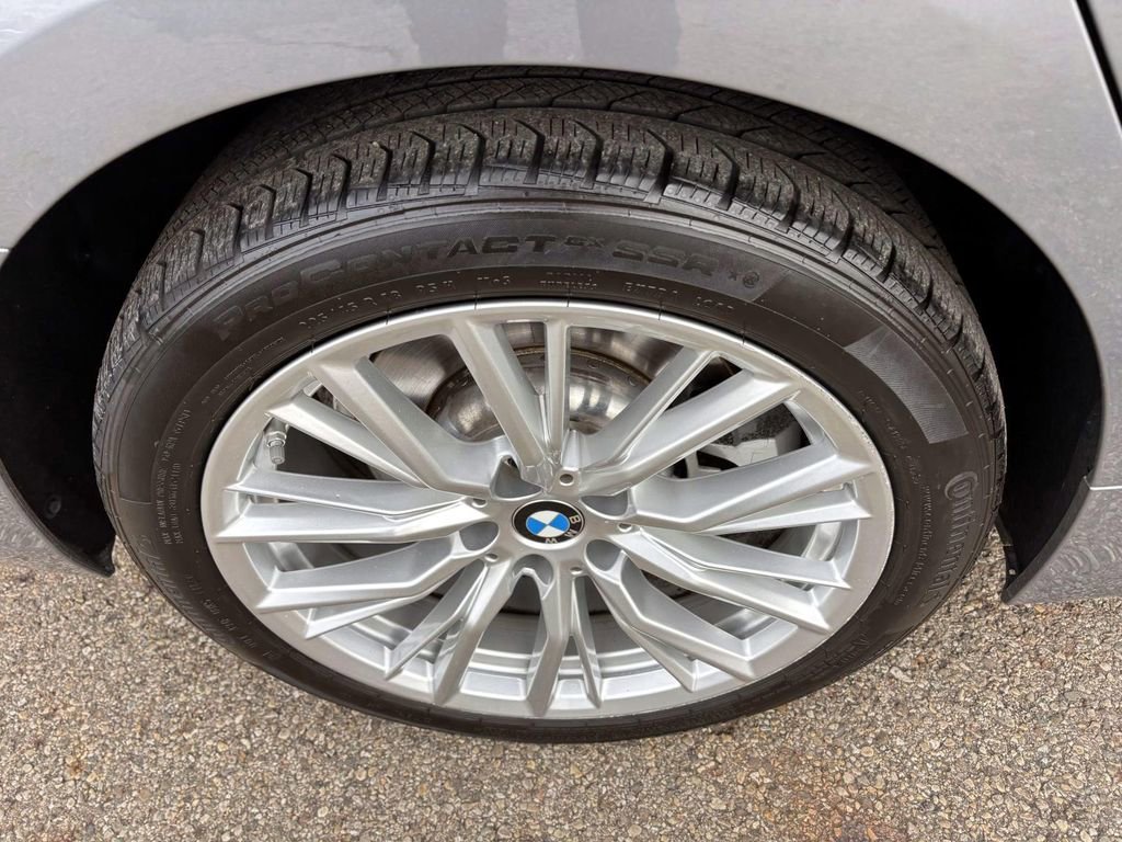 Certified 2024 BMW 330i xDrive Sedan w/ Premium Package image 10