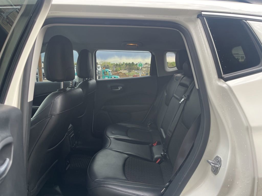 Used 2019 Jeep Compass Latitude w/ Cold Weather Group image 9