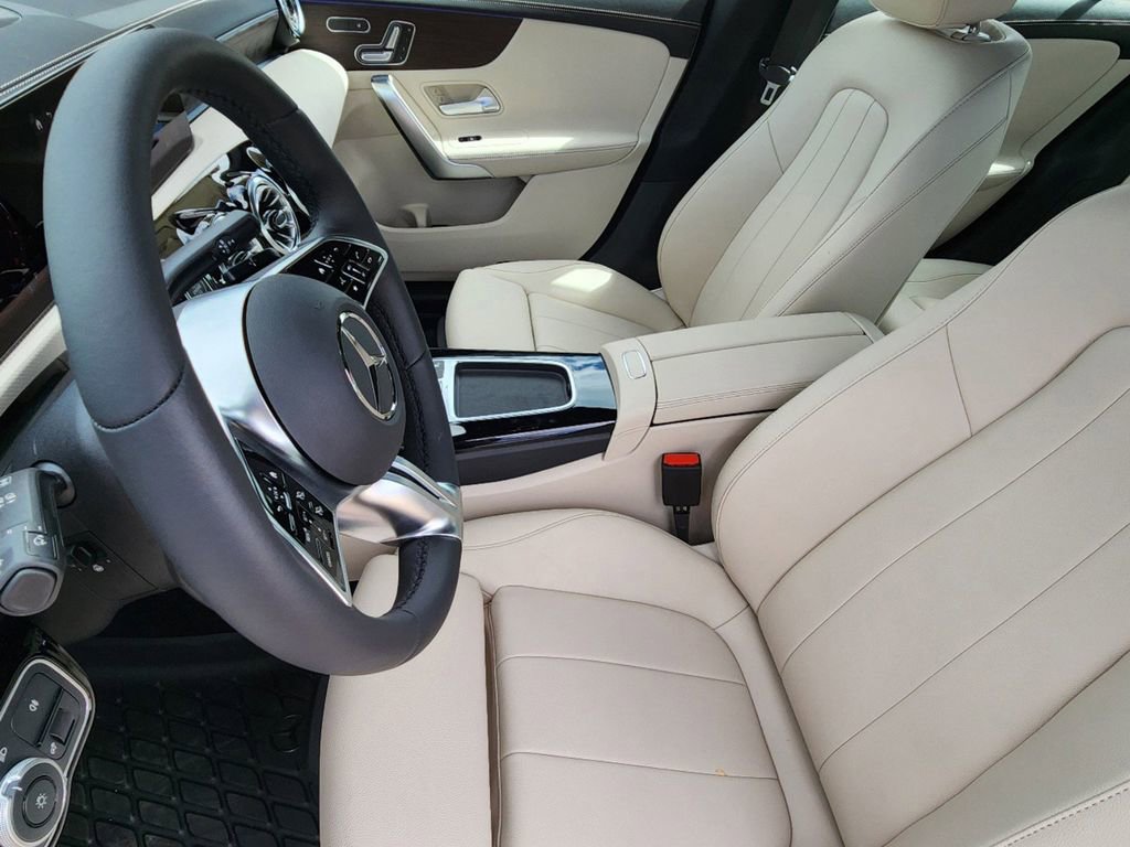 New 2025 Mercedes-Benz CLA 250 4MATIC image 10