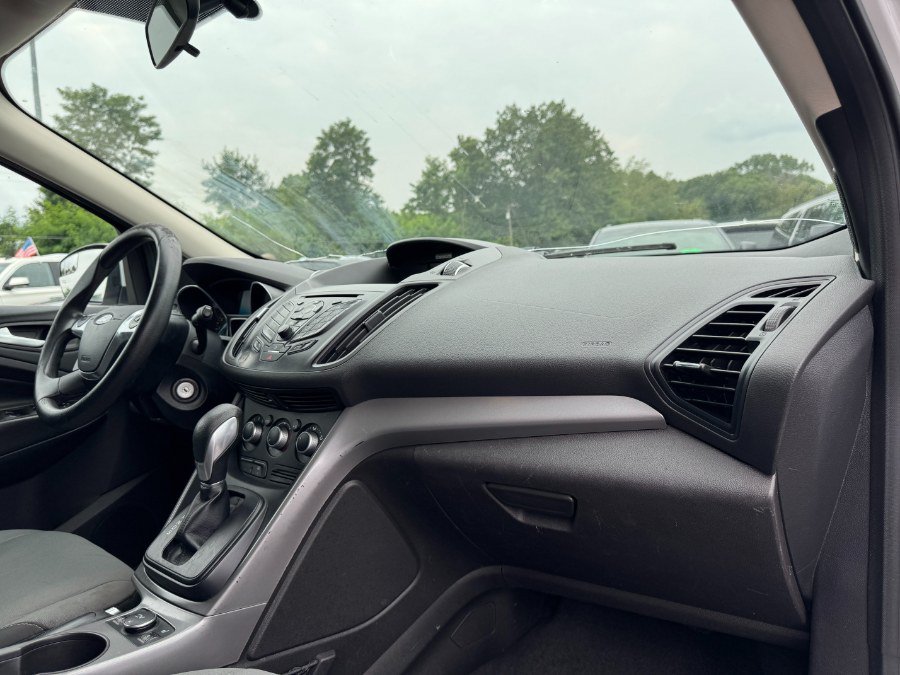 Used 2016 Ford Escape SE AWD/4WD image 19