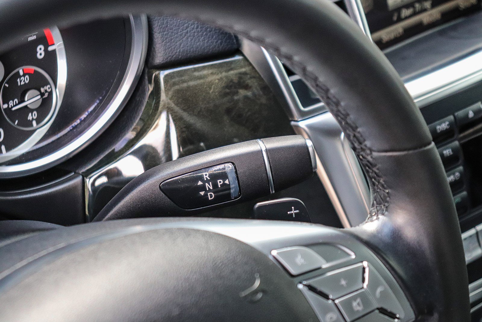 Used 2016 Mercedes-Benz GL 450 4MATIC image 22