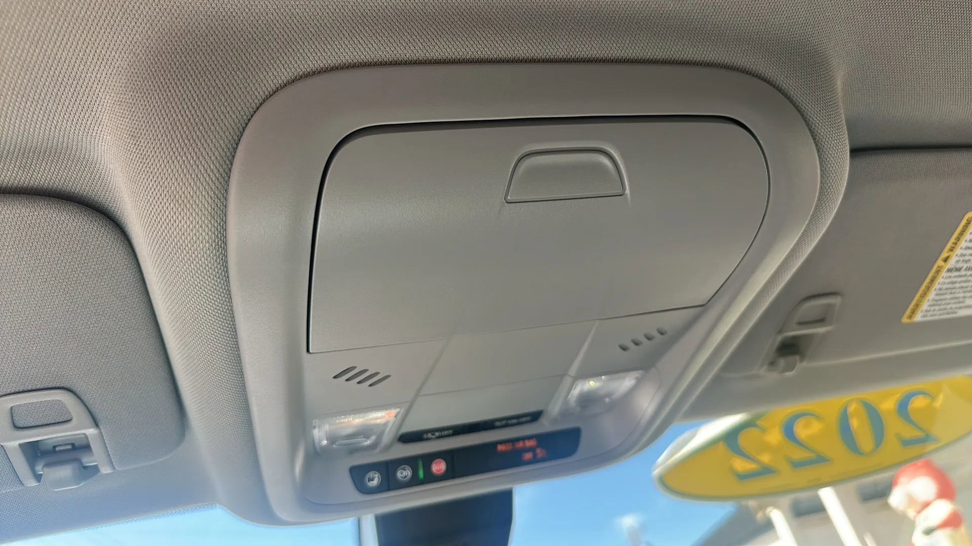 Used 2022 Chevrolet Equinox LT image 17