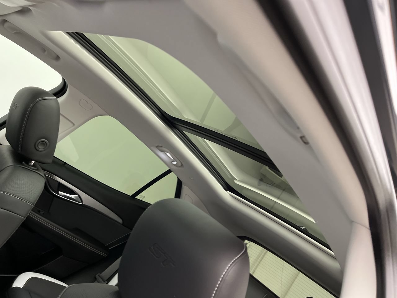 New 2026 Buick Envision Sport Touring AWD/4WD image 7