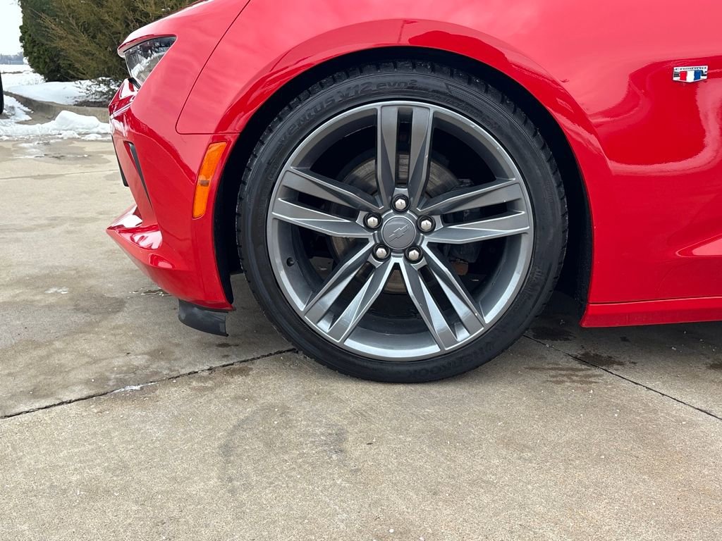 Used 2018 Chevrolet Camaro LT w/ RS Package image 34