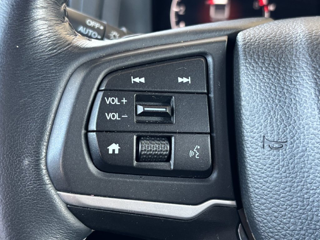 Used 2025 Honda Ridgeline Sport image 11