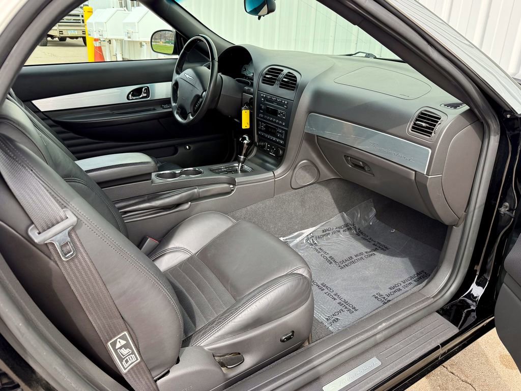 Used 2002 Ford Thunderbird image 16