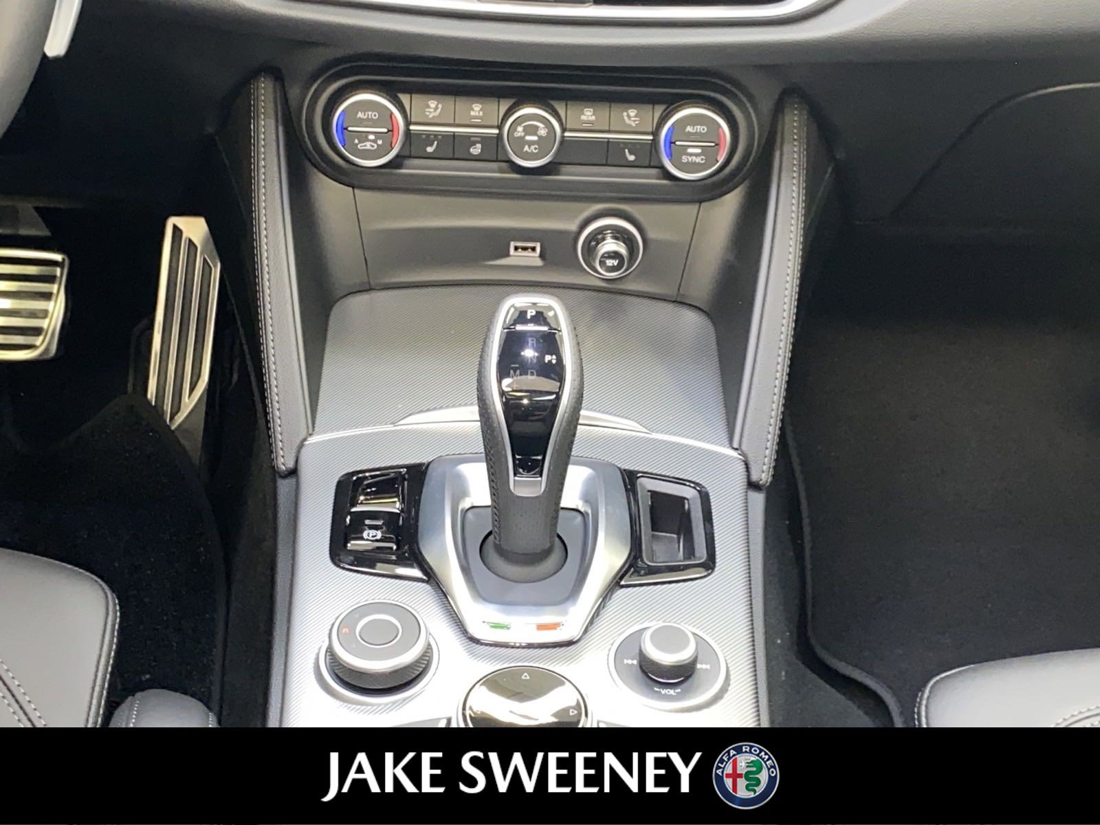 New 2023 Alfa Romeo Stelvio Veloce image 25