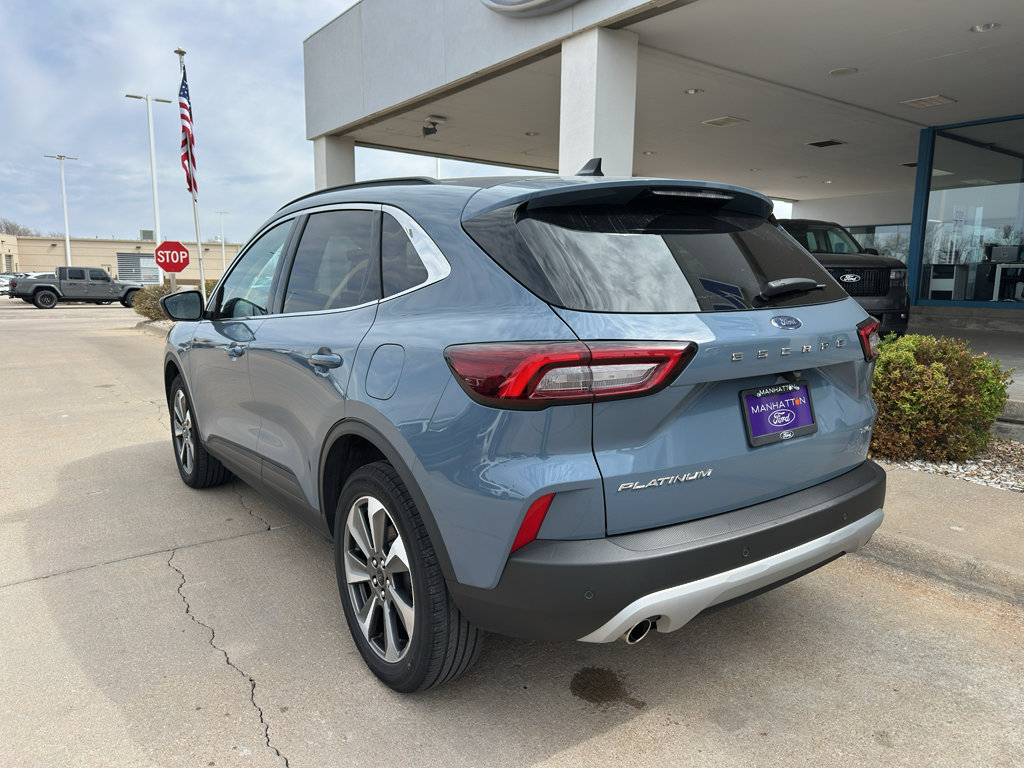 Used 2024 Ford Escape Platinum image 6