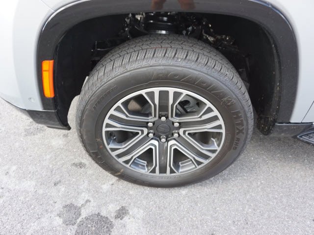 New 2022 Jeep Wagoneer Series III image 17