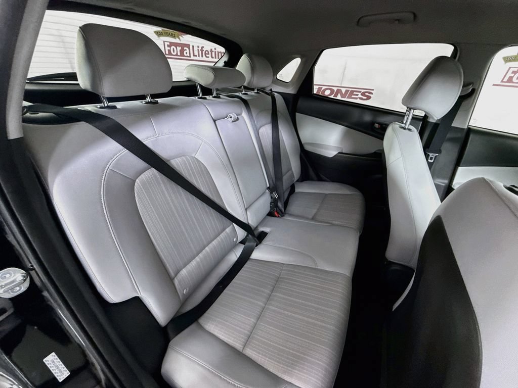 Certified 2023 Hyundai Kona SEL w/ Cargo Package AWD/4WD image 28