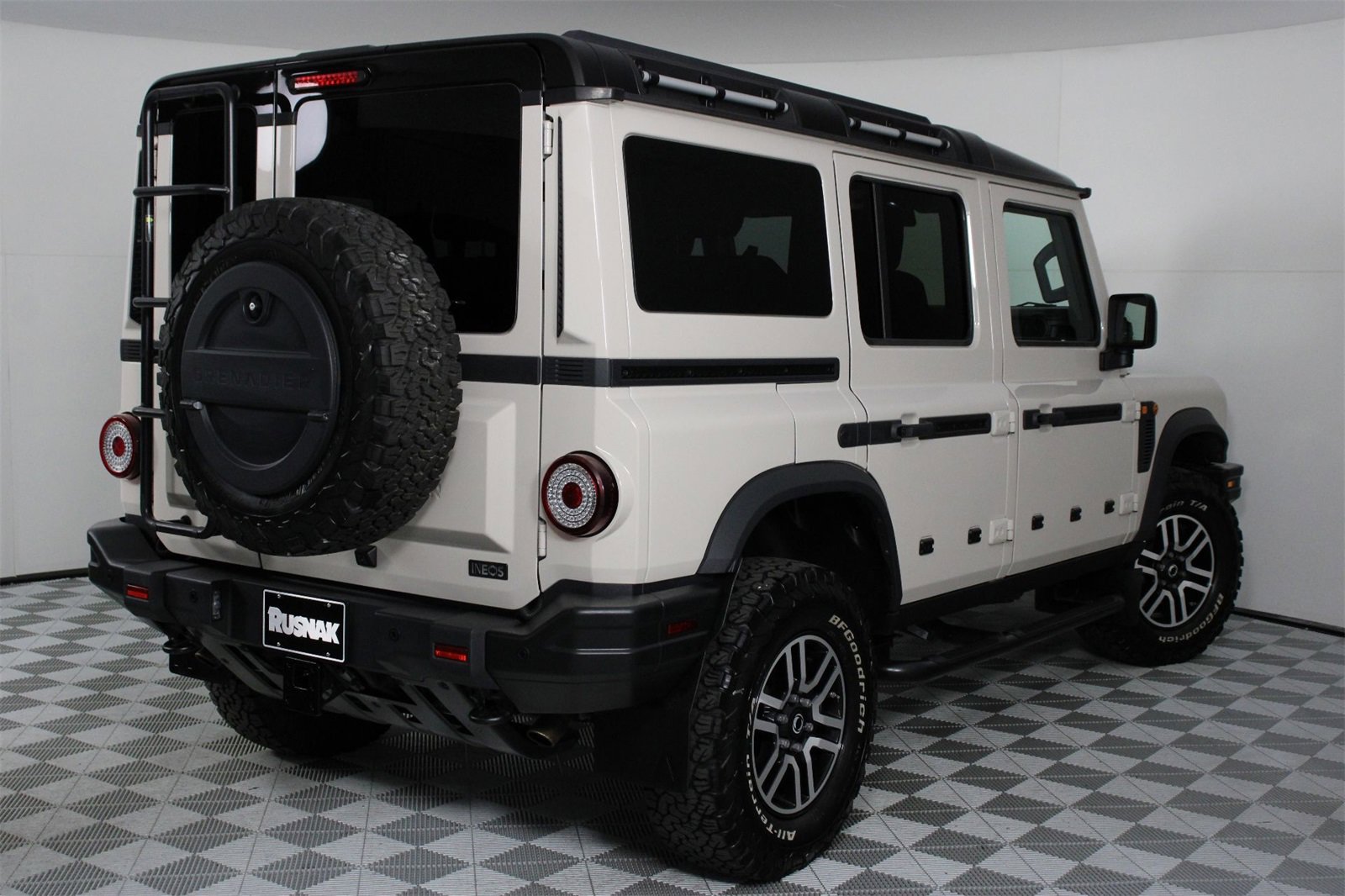 Used 2025 INEOS Grenadier image 6