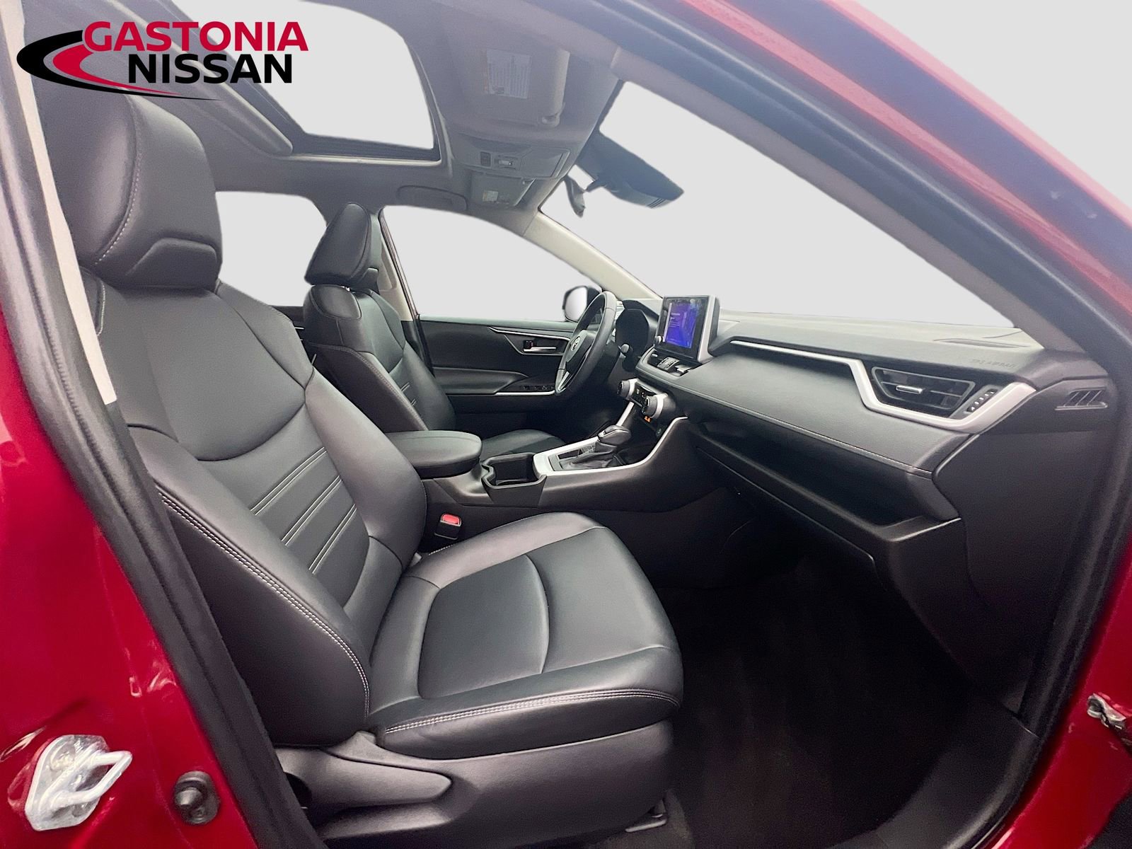 Used 2023 Toyota RAV4 XLE Premium image 37