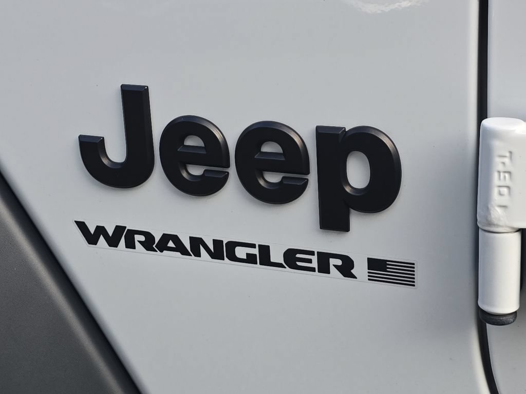 Used 2023 Jeep Wrangler Sport AWD/4WD image 30