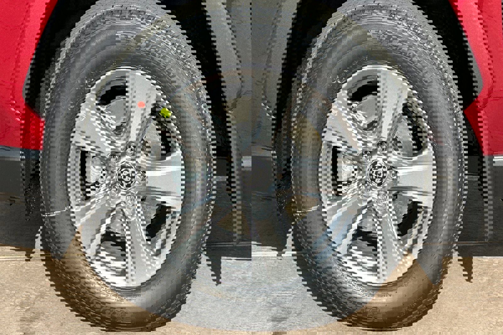 New 2025 Toyota RAV4 XLE image 33