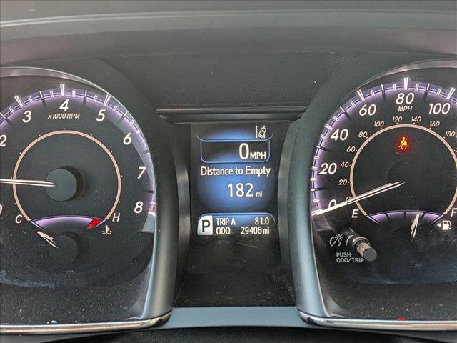 Used 2017 Toyota Avalon Touring image 11