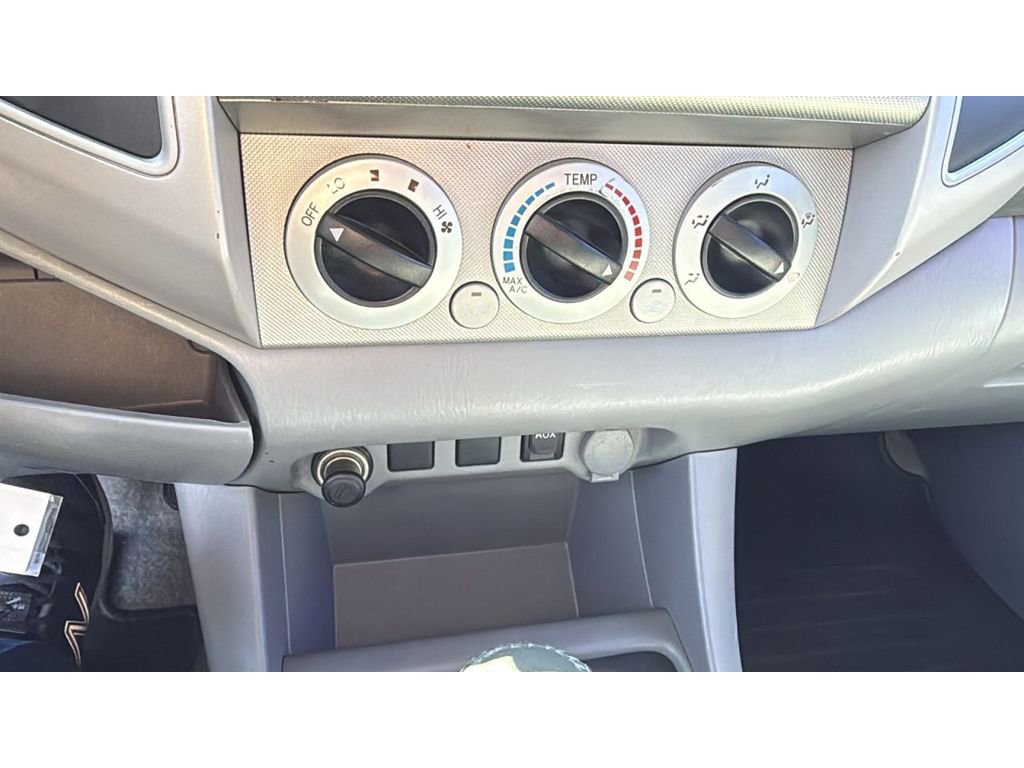 Used 2011 Toyota Tacoma 4x4 Double Cab w/ TRD Sport Pkg w/JBL Audio image 13