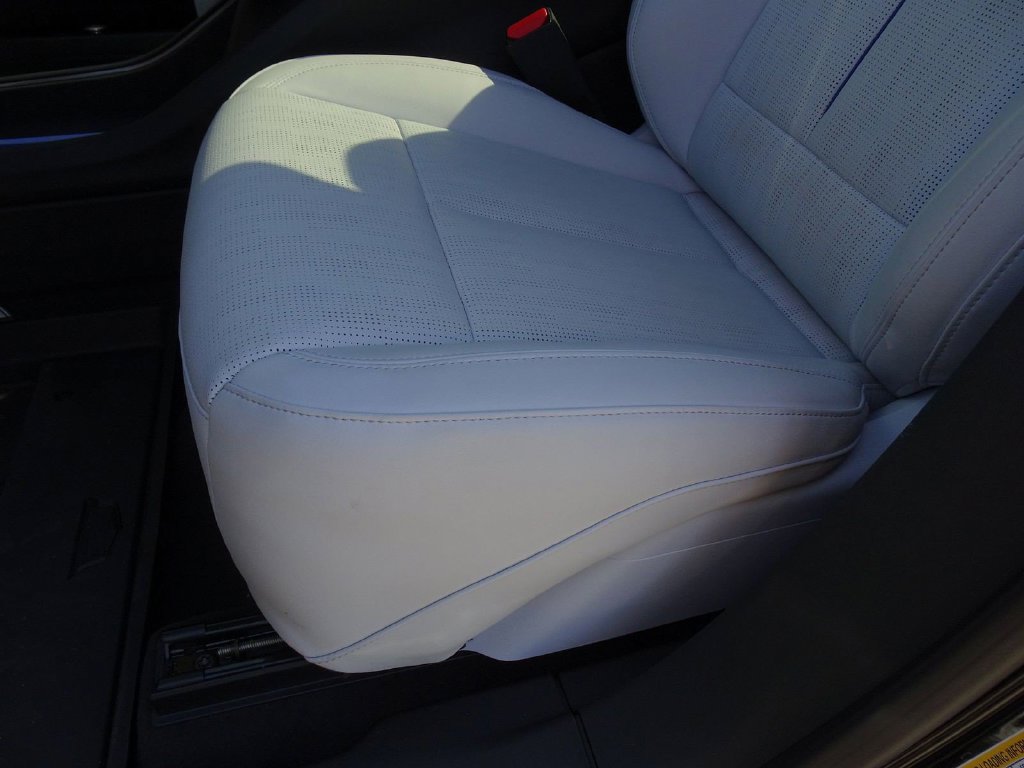 Certified 2024 Cadillac Lyriq Luxury w/ LPO, Floor Liner Package AWD/4WD image 8