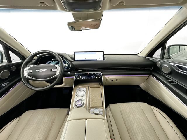 Used 2022 Genesis GV80 2.5T w/ Prestige Package 04 AWD/4WD image 3