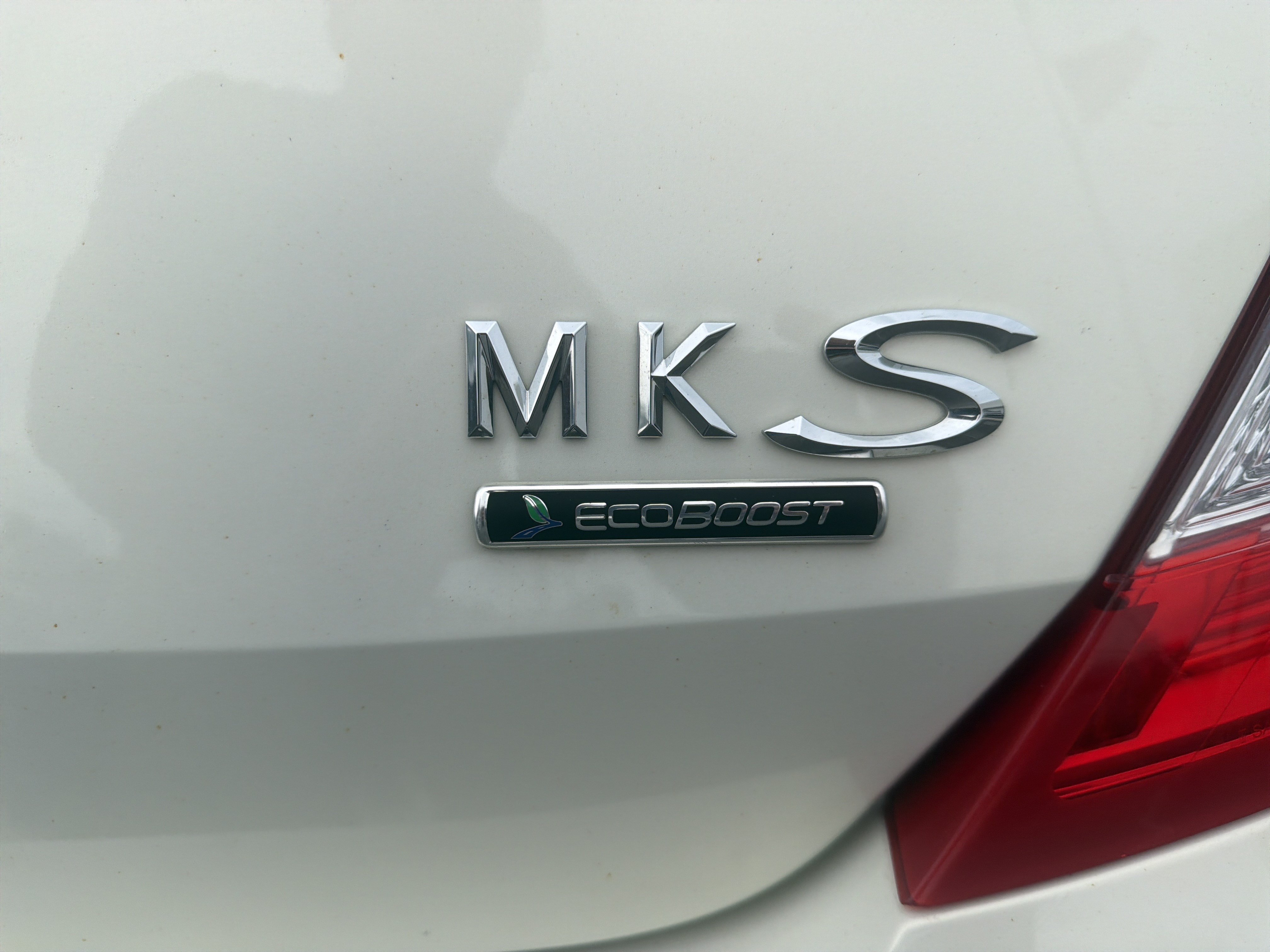 Used 2013 Lincoln MKS AWD image 13