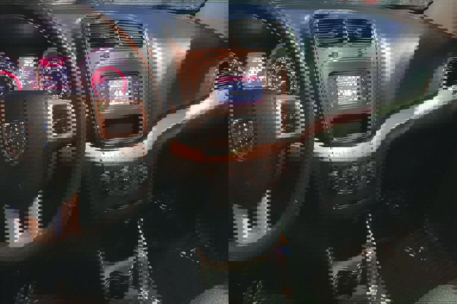 Used 2014 Dodge Journey American Value Package w/ Flexible Seating Group image 7