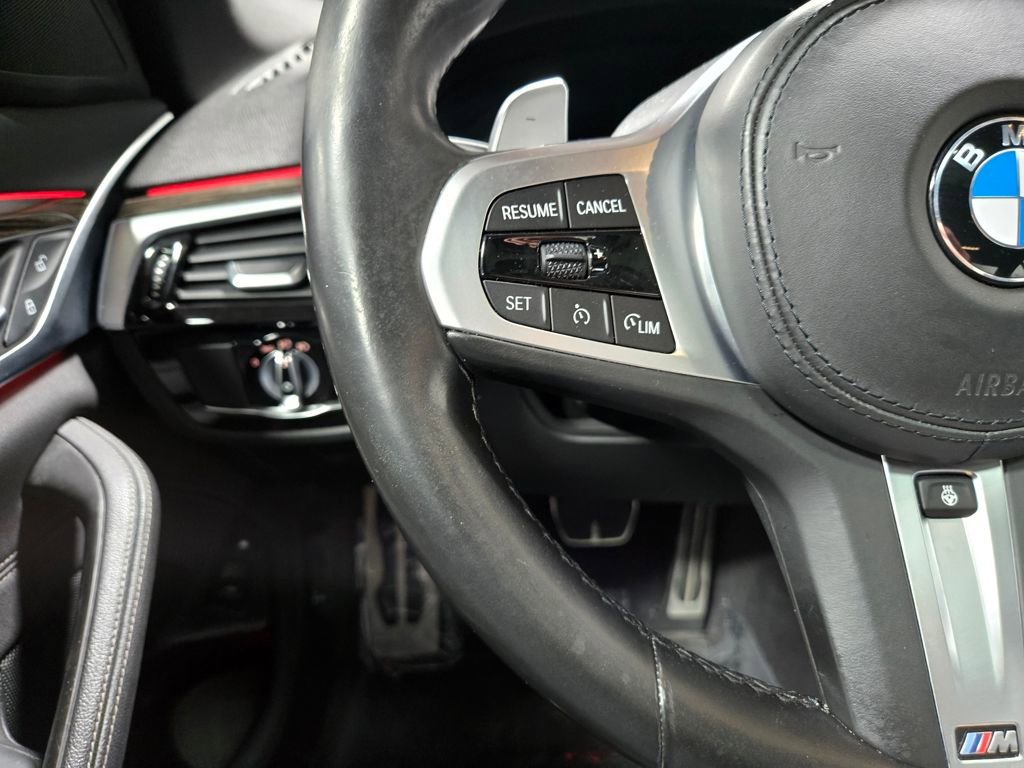 Used 2021 BMW 530e xDrive w/ M Sport Package image 15