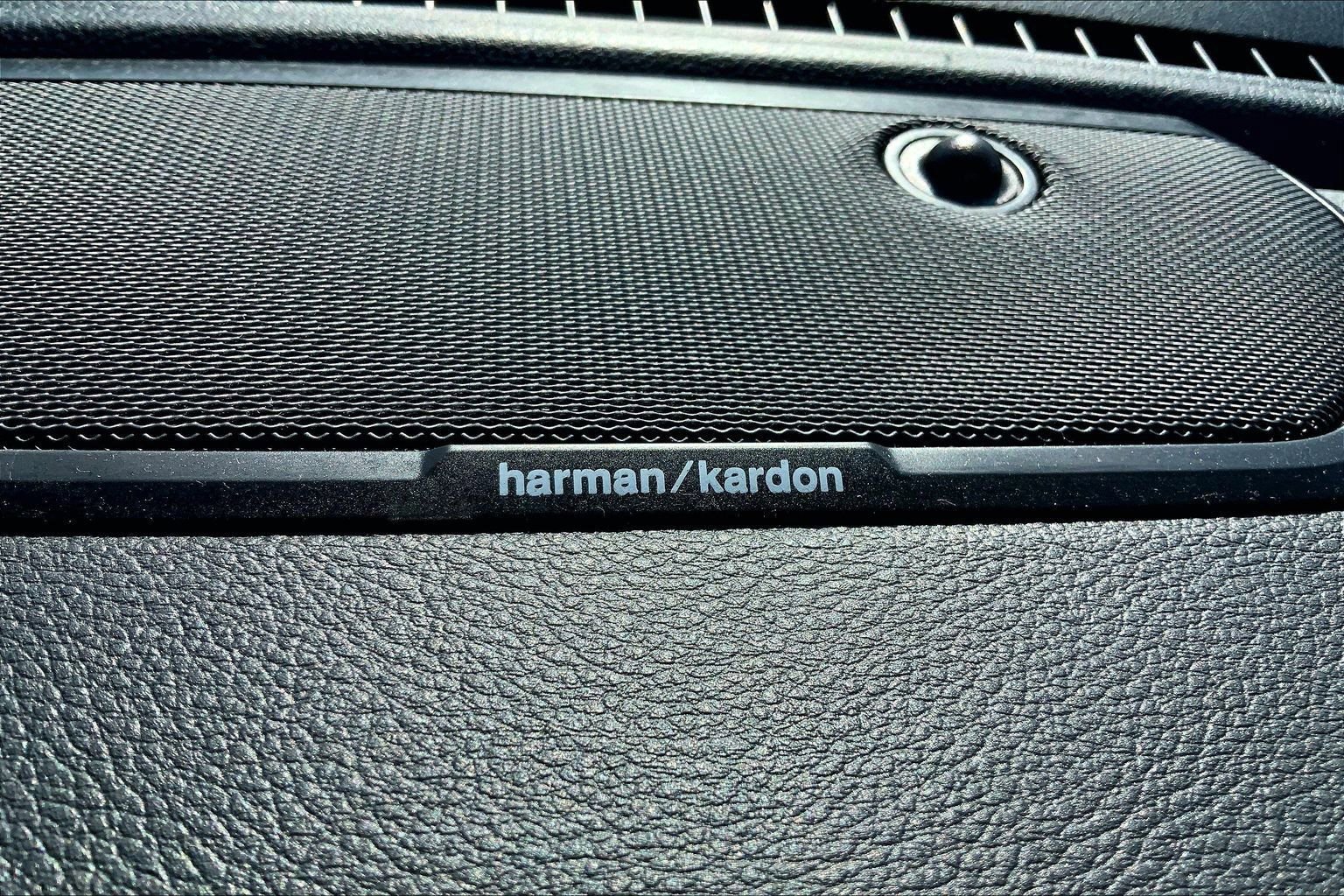 Certified 2023 RAM 1500 Laramie image 35