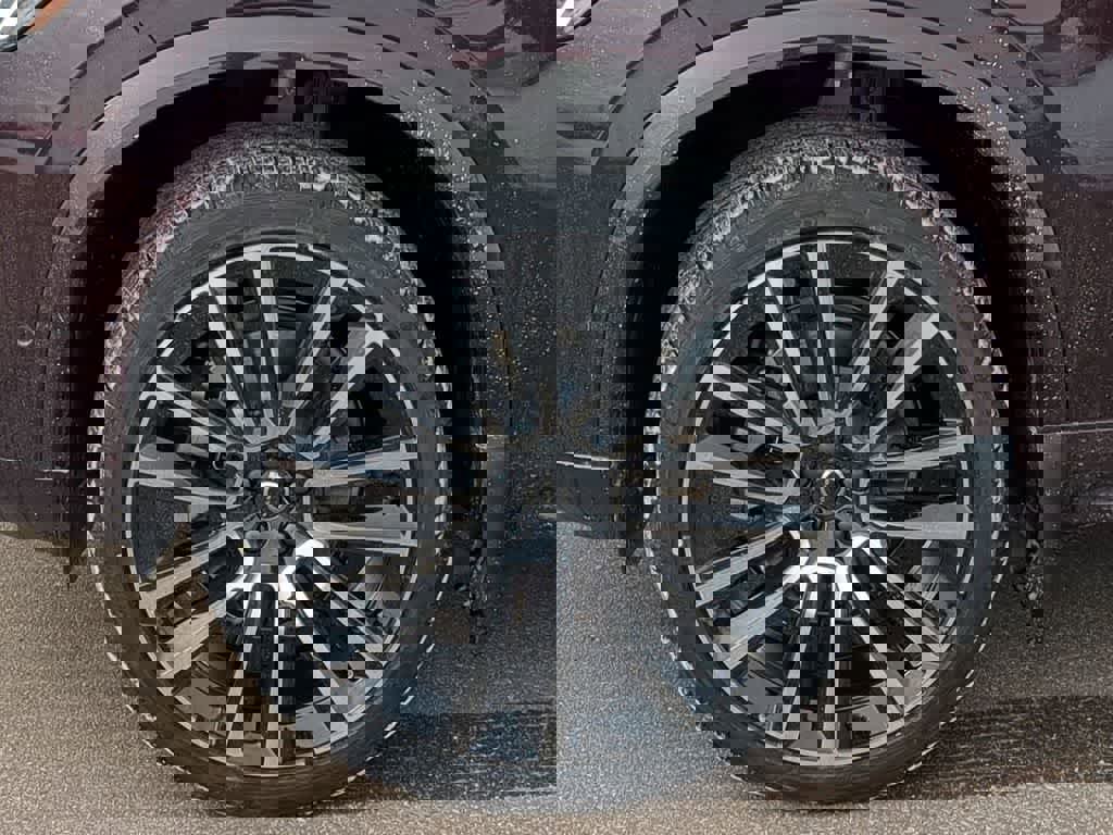 New 2026 Volvo XC90 B6 Plus w/ Protection Package Premier image 13