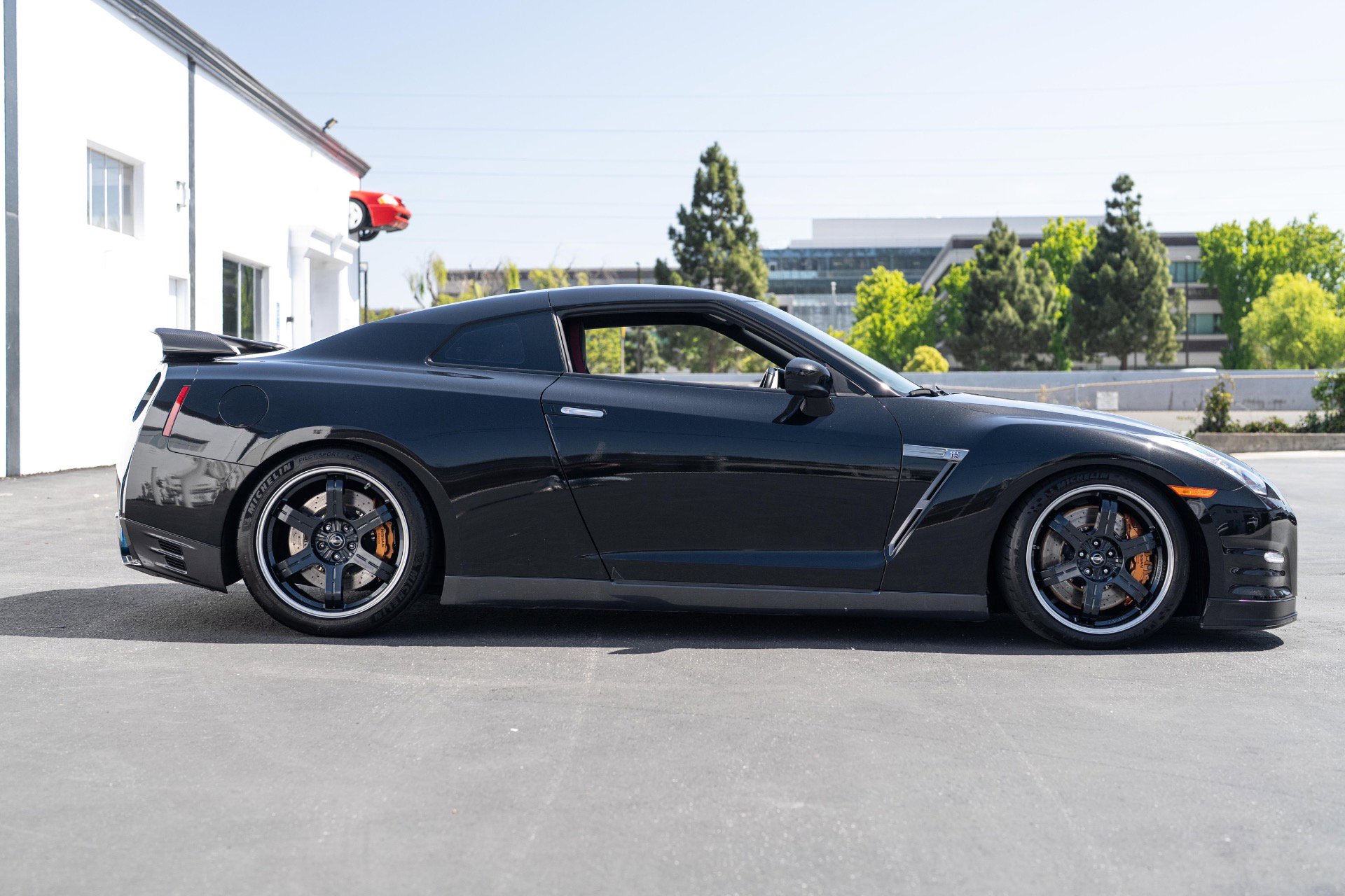 Used 2013 Nissan GT-R Black Edition AWD/4WD image 15