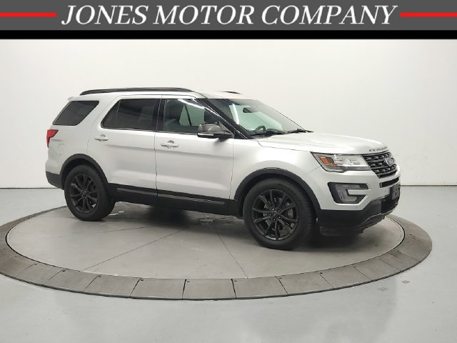 Used 2017 Ford Explorer XLT w/ Equipment Group 202A