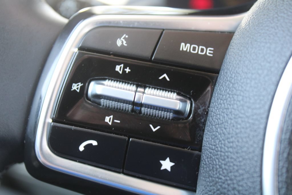 Certified 2025 Kia Sorento EX w/ Panoramic Sunroof Package FWD image 28
