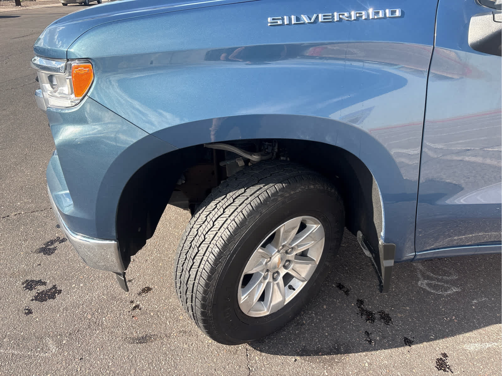 Used 2024 Chevrolet Silverado 1500 LT w/ Safety Package RWD image 33