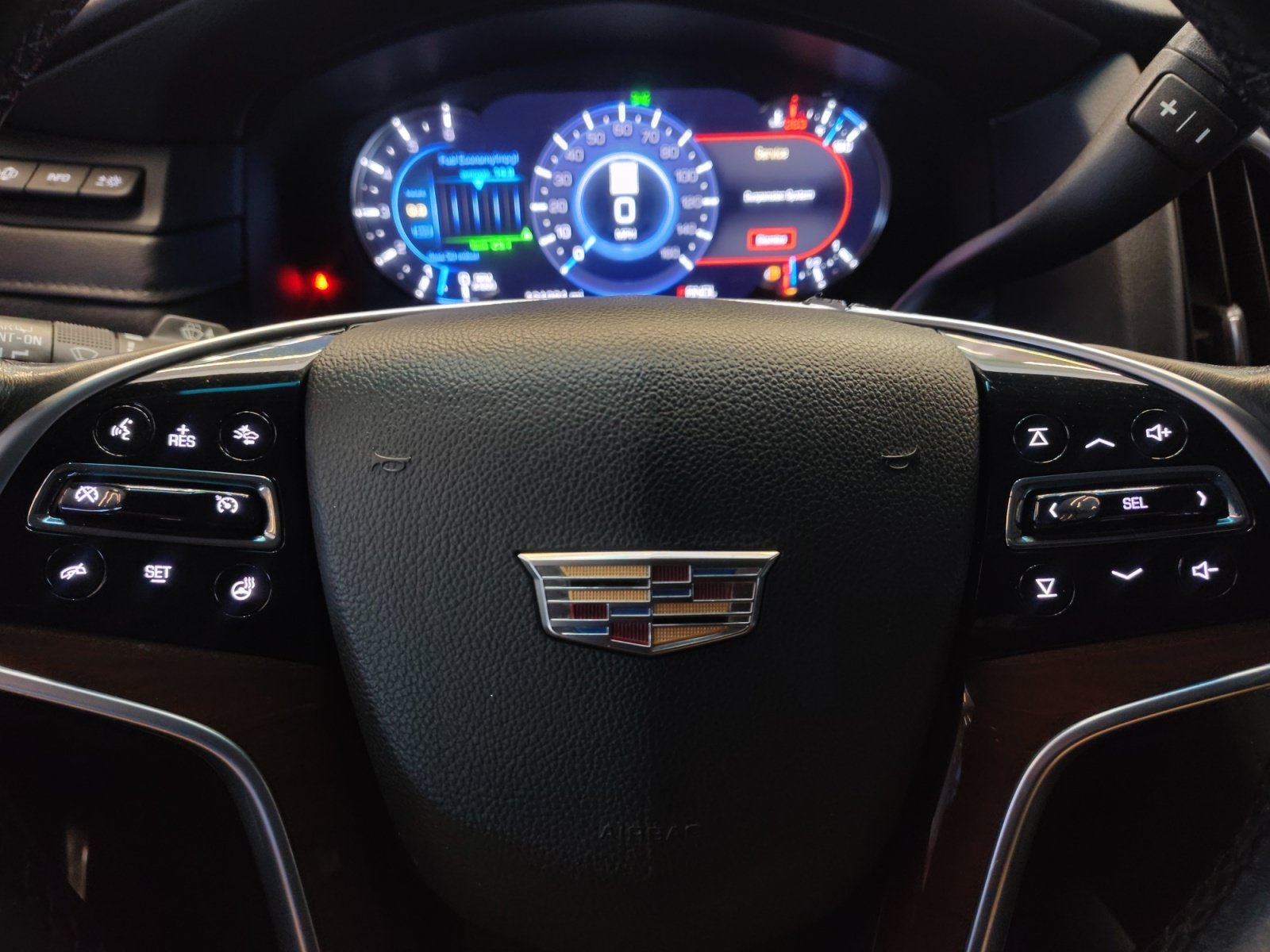 Used 2018 Cadillac Escalade Luxury w/ LPO, Radiant Package RWD image 17