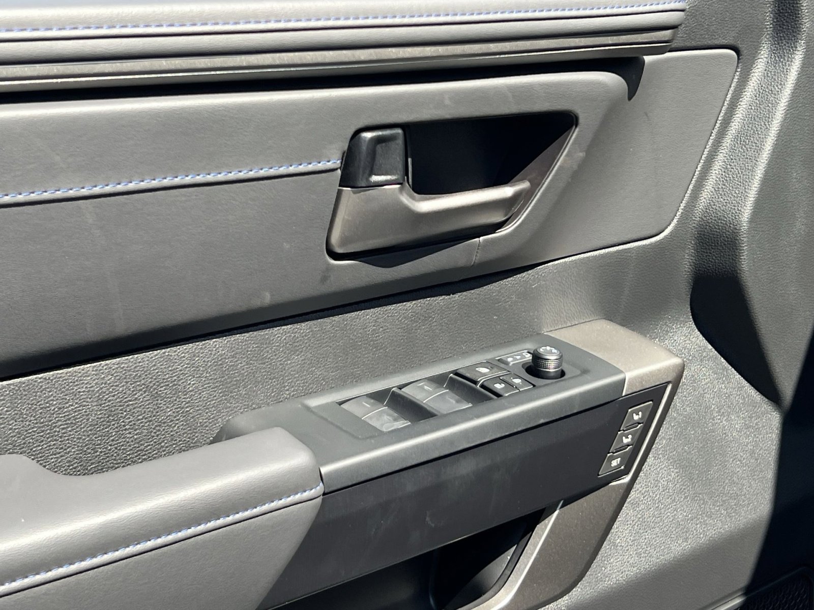 New 2026 Toyota Sequoia Platinum image 10