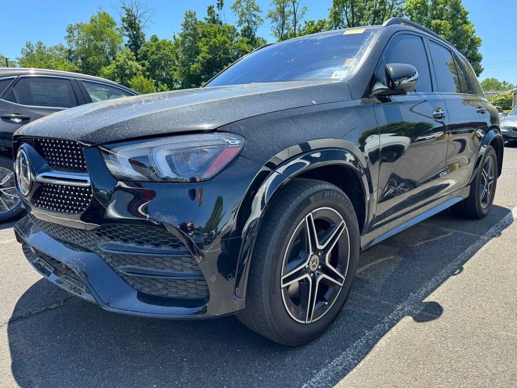 Used 2022 Mercedes-Benz GLE 450 4MATIC image 2