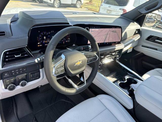 New 2026 Chevrolet Suburban Premier image 12