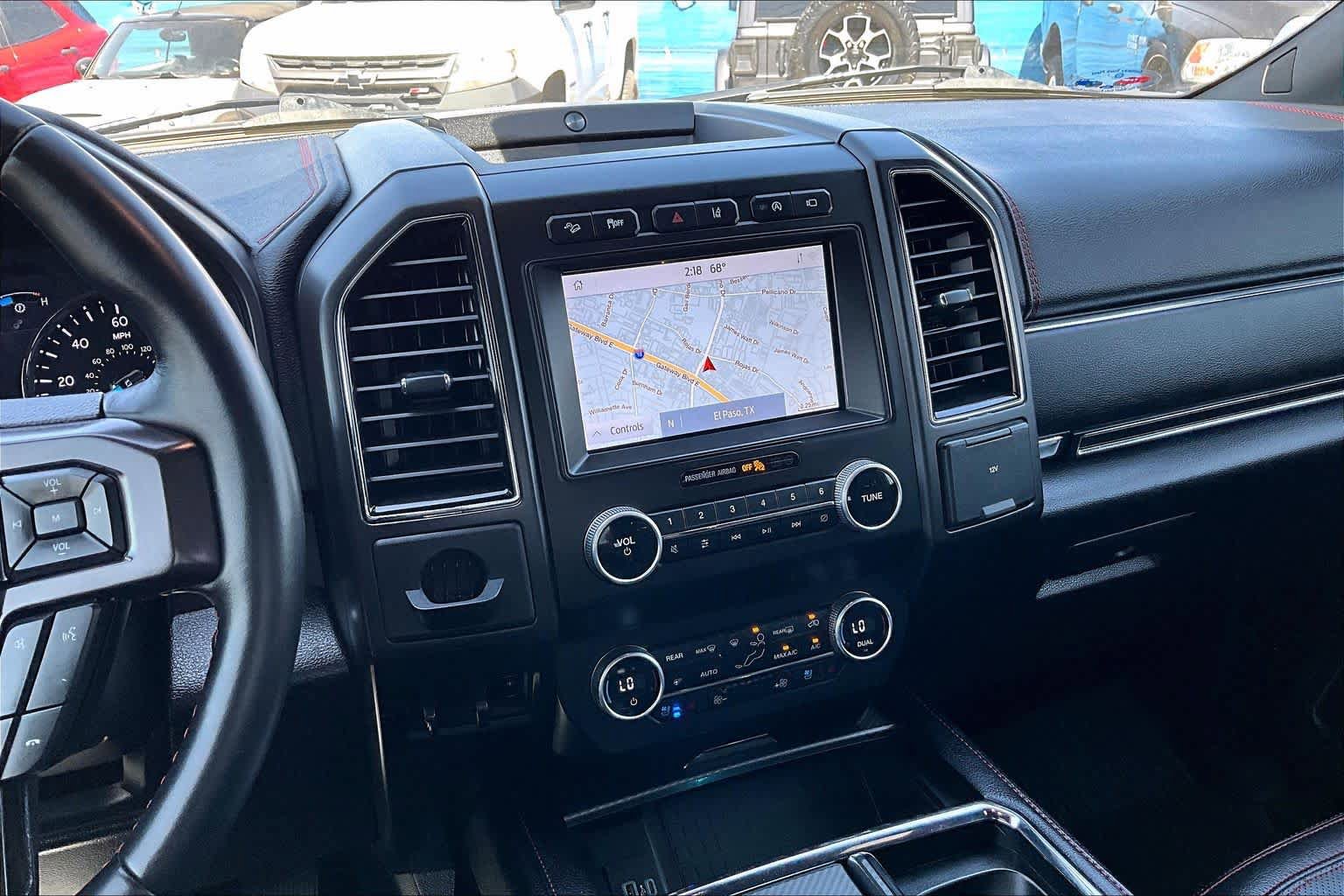 Used 2021 Ford Expedition Limited AWD/4WD image 7