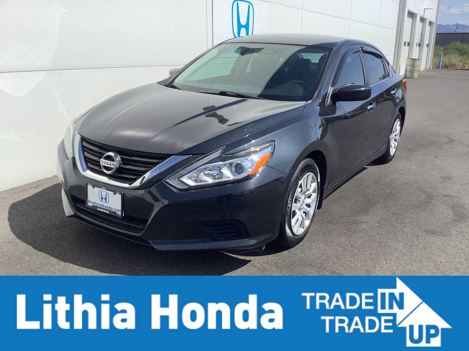 Used 2017 Nissan Altima 2.5 S w/ Power Driver Seat Package FWD image 1