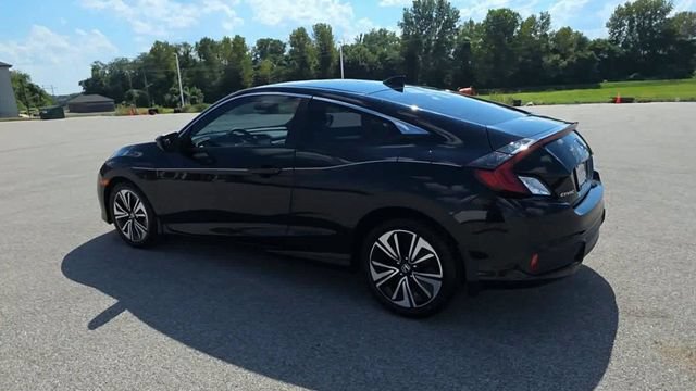 Used 2017 Honda Civic EX-T image 5