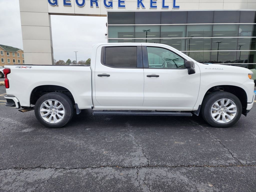 Used 2020 Chevrolet Silverado 1500 Custom w/ Custom Value Package image 9
