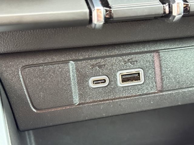 Used 2025 Chevrolet Colorado Trail Boss image 23