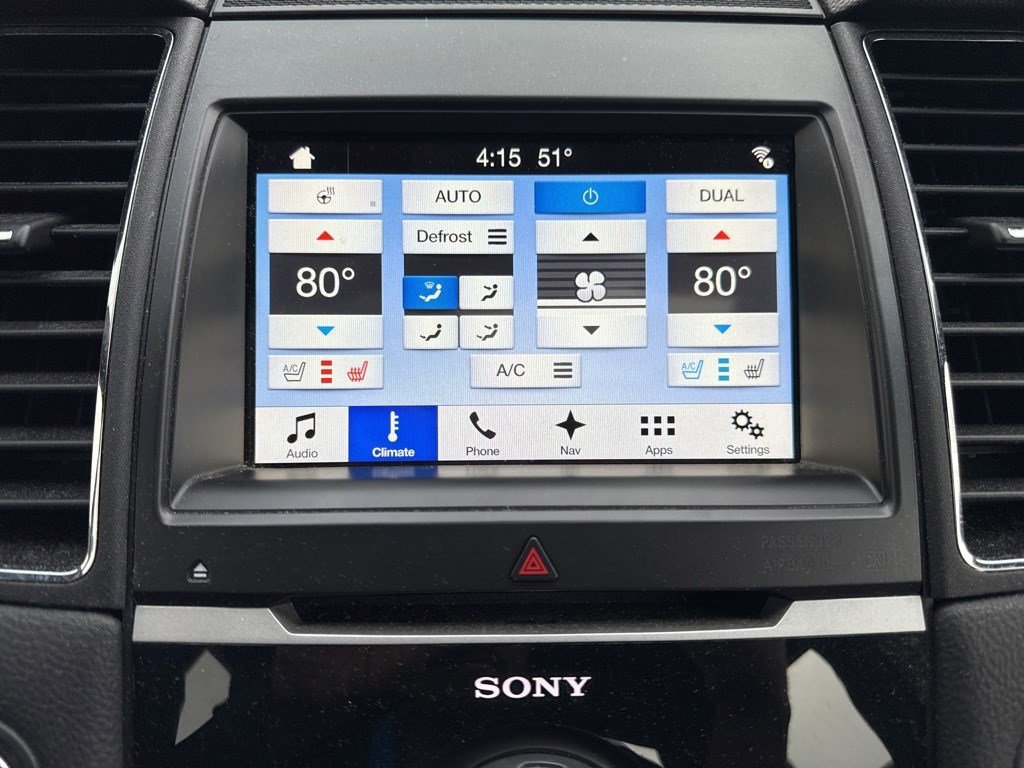 Used 2017 Ford Taurus SHO image 19